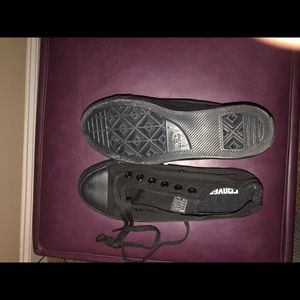 Black converse